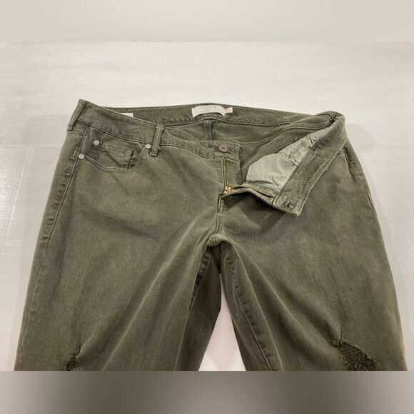 Torrid Women’s 22R Olive Green Boyfriend Jeans Distressed Straight Leg Grunge - Picture 6 of 13